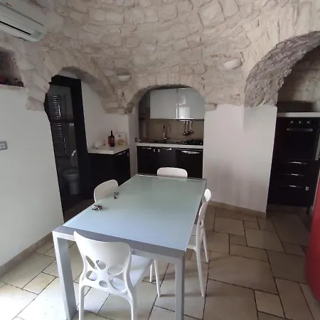 Casa de Férias Trullo Civico 25, Cummersa Civico 23