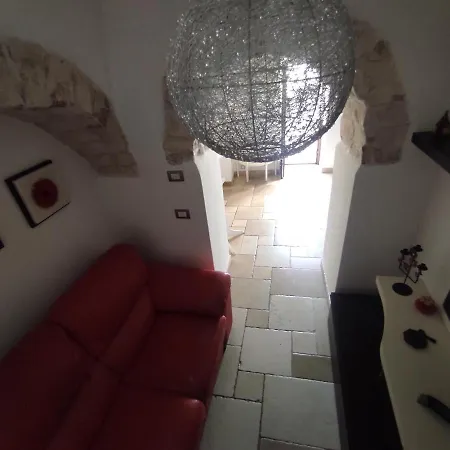 Trullo Civico 25, Cummersa Civico 23 *