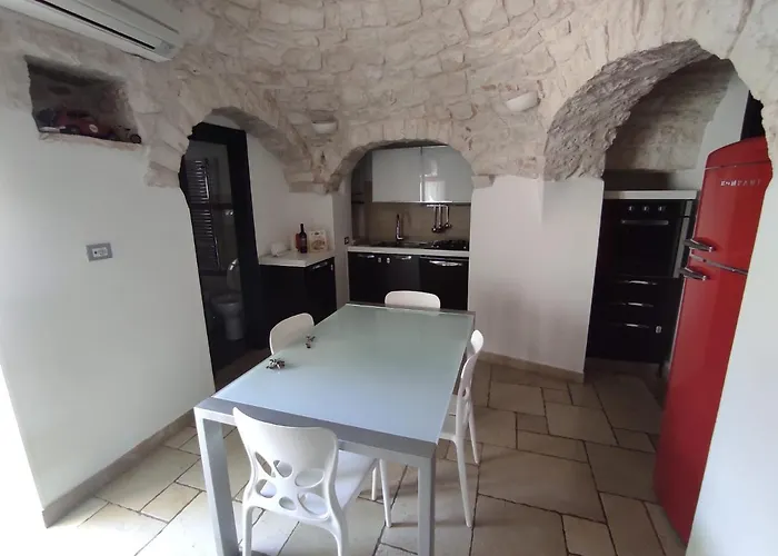 Ferienhaus Trullo Civico 25, Cummersa Civico 23
